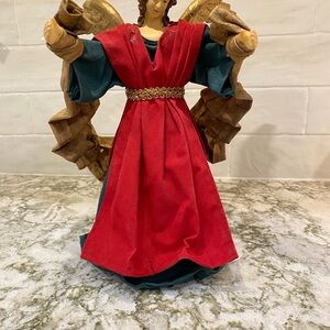 Festive Red and Green Holiday Decor with Golden Accents